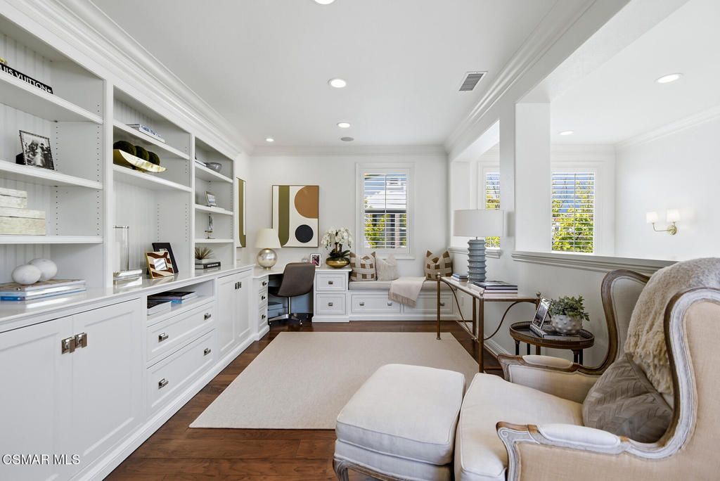 Image 16 of property listing at 4169 Prado De La Puma, Calabasas, CA 91302