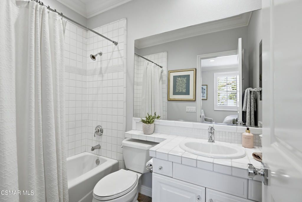 Image 24 of property listing at 4169 Prado De La Puma, Calabasas, CA 91302