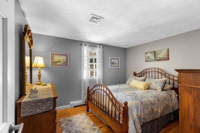 45 Sierra Way, West Yarmouth, MA 02673