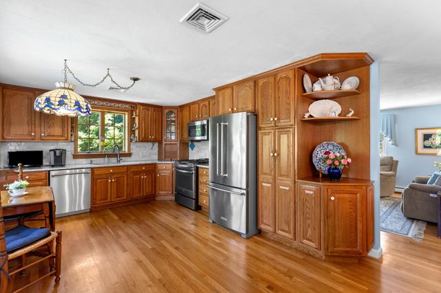 45 Sierra Way, West Yarmouth, MA 02673