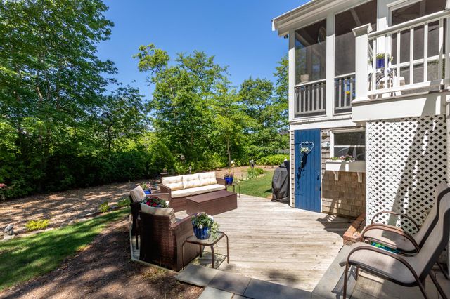 45 Sierra Way, West Yarmouth, MA 02673