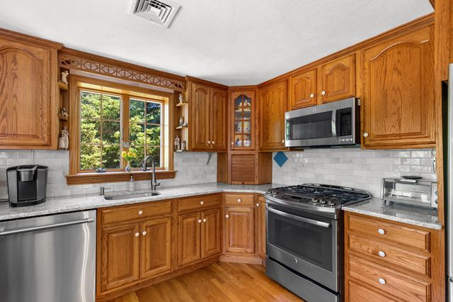 45 Sierra Way, West Yarmouth, MA 02673