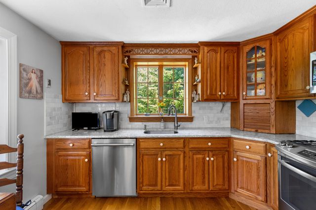 45 Sierra Way, West Yarmouth, MA 02673