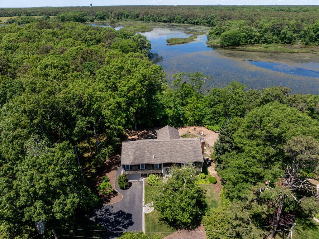 45 Sierra Way, West Yarmouth, MA 02673