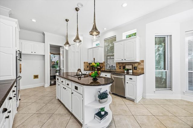 4624 Old Pond Drive, Plano, TX 75024