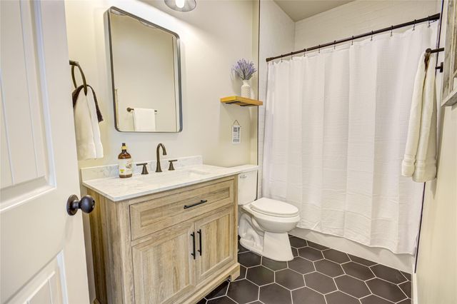 108 LITTLE RANCHES RD A, Wimberley, TX 78676
