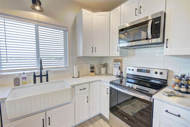 108 LITTLE RANCHES RD A, Wimberley, TX 78676