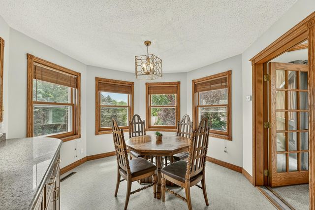 1851 22nd Avenue NE, Rochester, MN 55906