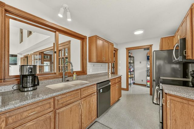 1851 22nd Avenue NE, Rochester, MN 55906