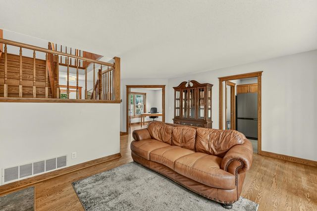 1851 22nd Avenue NE, Rochester, MN 55906