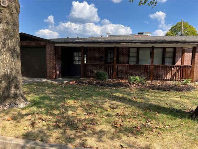 311 S Main Street, Springdale, AR 72764