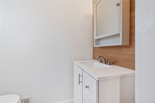 135 Koegler Ave, Brentwood, PA 15227