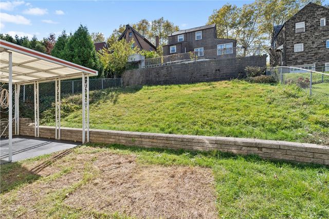 135 Koegler Ave, Brentwood, PA 15227