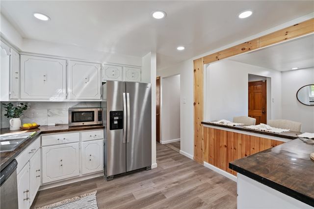 135 Koegler Ave, Brentwood, PA 15227