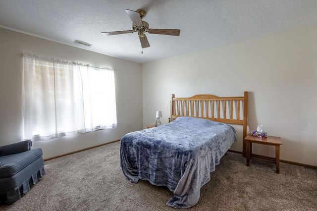 6 Woodberry Drive, Mount Vernon, OH 43050