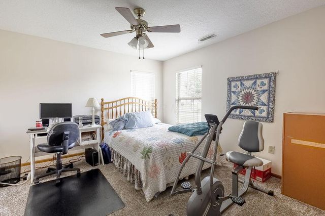 6 Woodberry Drive, Mount Vernon, OH 43050