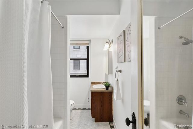 15 E Kirby Street 317, Detroit, MI 48202