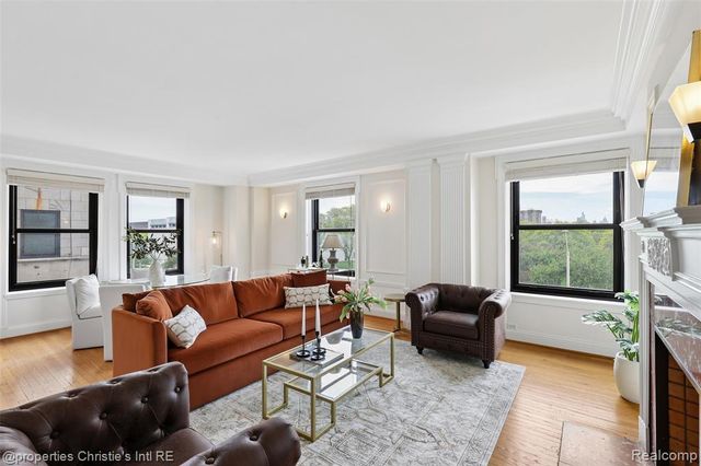15 E Kirby Street 317, Detroit, MI 48202