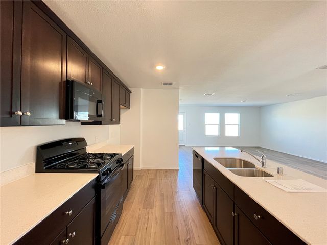 416 Frio Pass Trail, Fort Worth, TX 76052