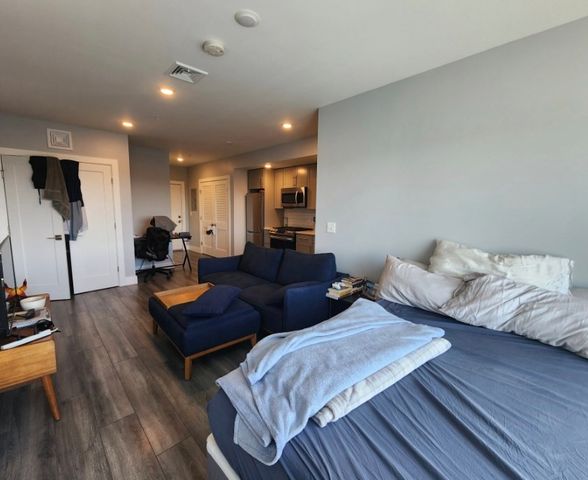 55 West 5th St 503, Boston, MA 02127