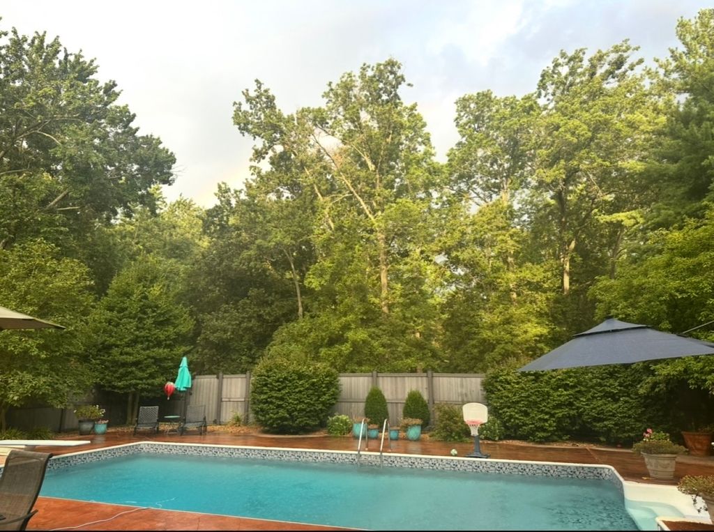 Image 16 of property listing at 833 N 27th Street, Mt Vernon, IL 62864