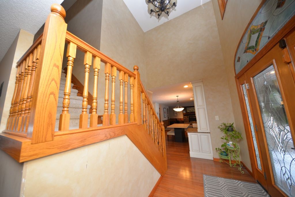 Image 18 of property listing at 833 N 27th Street, Mt Vernon, IL 62864
