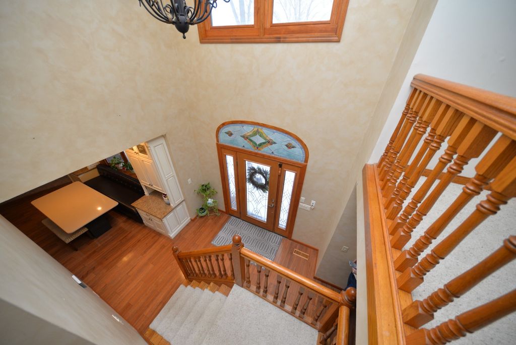 Image 20 of property listing at 833 N 27th Street, Mt Vernon, IL 62864