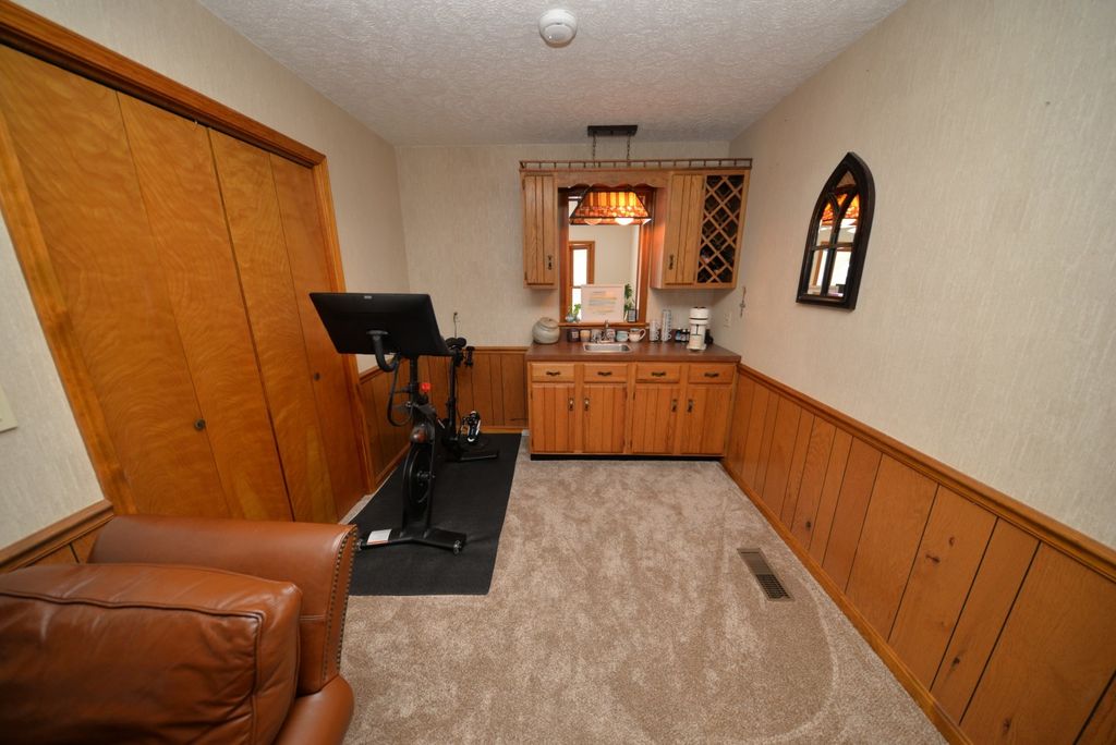 Image 44 of property listing at 833 N 27th Street, Mt Vernon, IL 62864