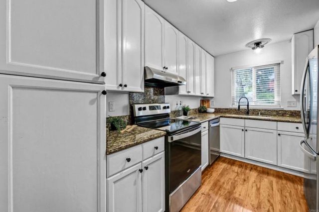 760 Encinitas Blvd. 101, Encinitas, CA 92024