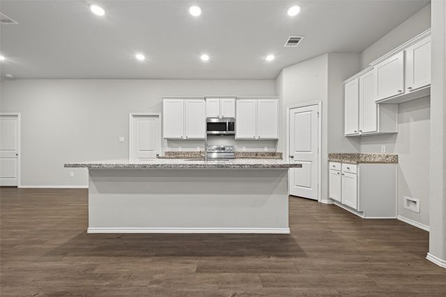 15195 Conroe Heights Lane, Willis, TX 77318