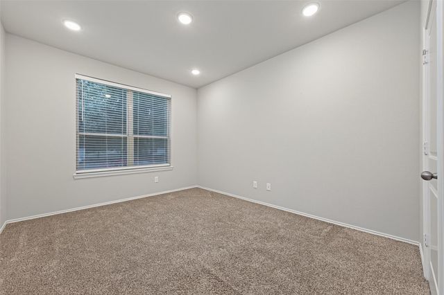 15195 Conroe Heights Lane, Willis, TX 77318