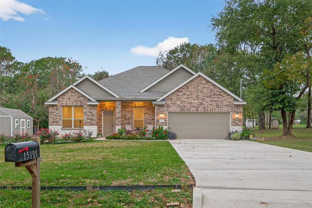 15195 Conroe Heights Lane, Willis, TX 77318