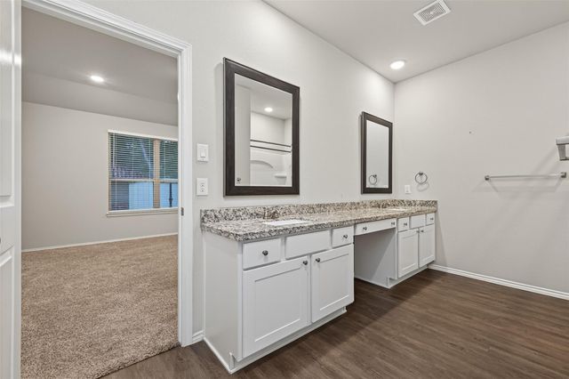 15195 Conroe Heights Lane, Willis, TX 77318