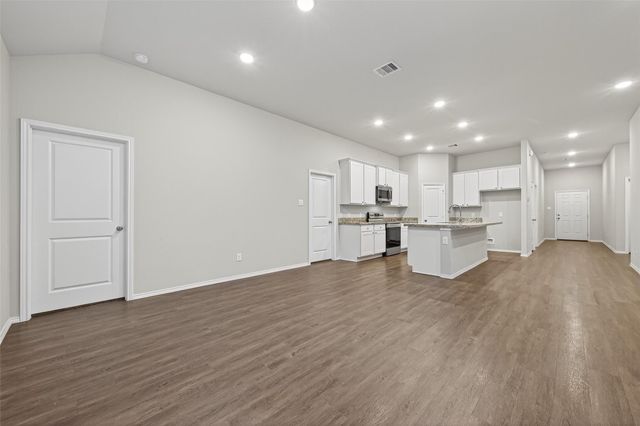 15195 Conroe Heights Lane, Willis, TX 77318