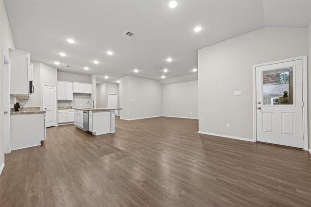 15195 Conroe Heights Lane, Willis, TX 77318