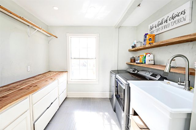 1364 Winn Road, Bowie, TX 76230