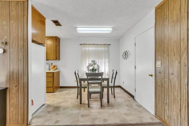 6947 Wolfgram Way, Sacramento, CA 95828