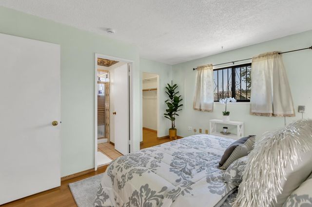 6947 Wolfgram Way, Sacramento, CA 95828