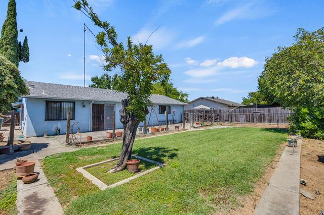 6947 Wolfgram Way, Sacramento, CA 95828