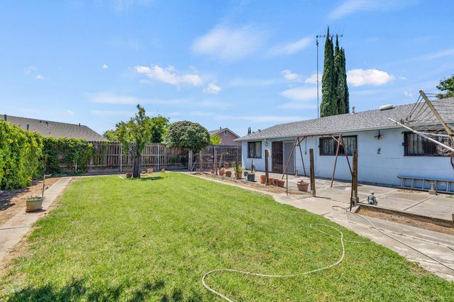 6947 Wolfgram Way, Sacramento, CA 95828