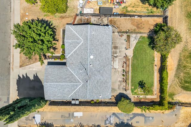 6947 Wolfgram Way, Sacramento, CA 95828