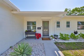 7491 CEDAR STREET NE, St Petersburg, FL 33702