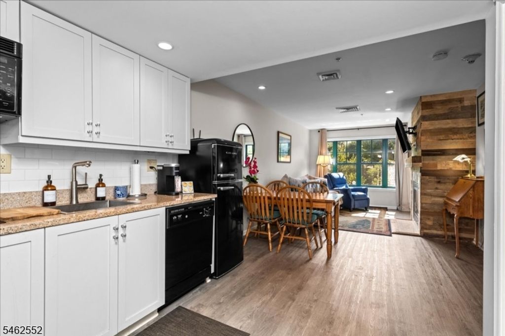 200 State Rt 94 Unit 224 224, Vernon Twp., NJ 07462 — photo 4