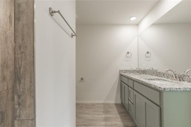 4656 Lincoln Landing, Harrah, OK 73045