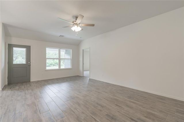 4656 Lincoln Landing, Harrah, OK 73045