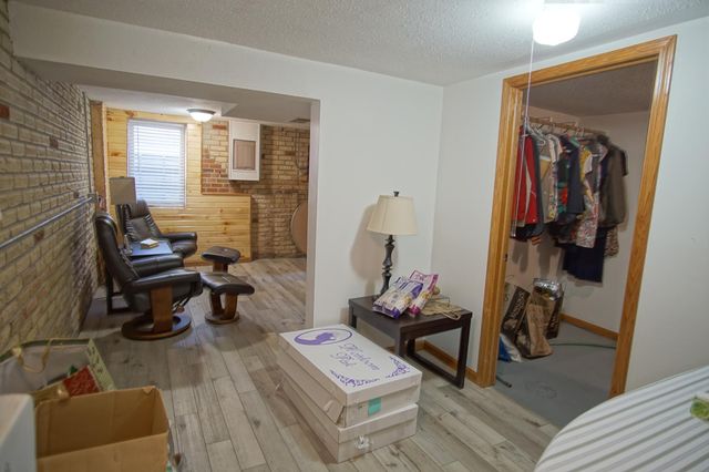 4609 34th Avenue S, Minneapolis, MN 55406