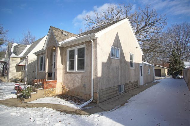 4609 34th Avenue S, Minneapolis, MN 55406