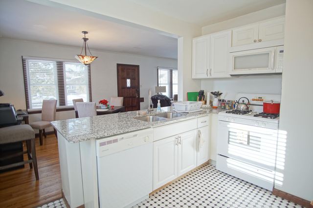 4609 34th Avenue S, Minneapolis, MN 55406