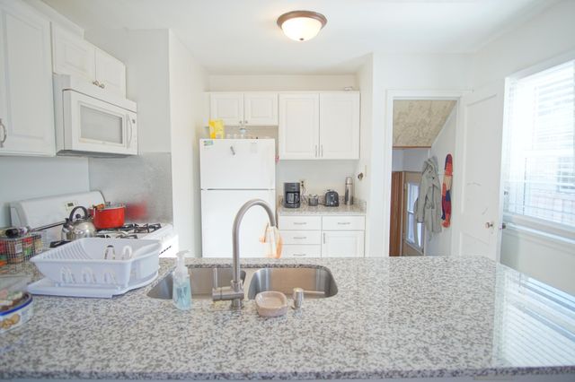 4609 34th Avenue S, Minneapolis, MN 55406