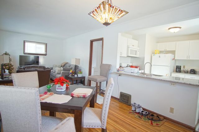 4609 34th Avenue S, Minneapolis, MN 55406